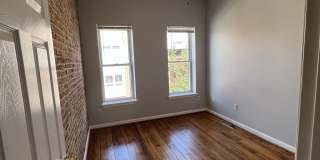 627 Harvey St Gallery 12