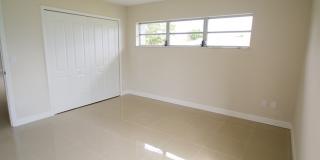 Beautiful & Modernized 3 Bed/3 Bath Pool Home For Rent in PSL! Gallery 13
