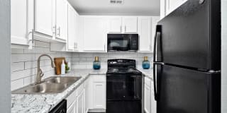 Glen at Bogey Hills Gallery 25