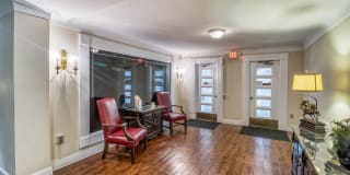 Shaker House & Shaker Town House Gallery 6