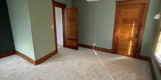 437 Ohio Street Gallery 7