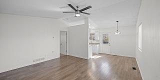 Cute Home, Centrally Located, Near Military Bases Gallery 8