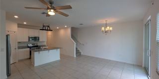 373 SE Sea Hunt Way Gallery 7