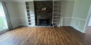 915 Highland Drive Gallery 5
