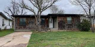 733 Shelton Street Gallery 1