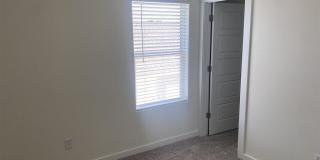 425 Falls Pointe - 1 Gallery 20