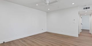 4264 42nd St Gallery 20