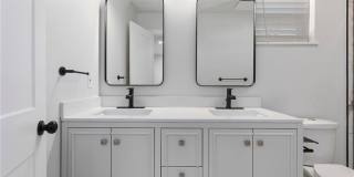 2027 Agnes Avenue Gallery 20