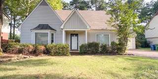 4 bedroom, 2.5 bath home over 2600 square feet near Farmington Elementary School 4 bedroom, 2.5 bath home over 2600 square feet near Farmington Elementary School Gallery 1