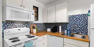2 bedroom/1.5 bathroom townhome in Ardmore Gallery 13