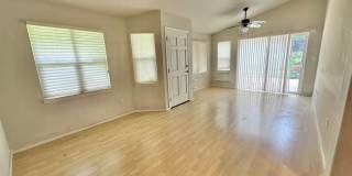 3 Bedroom / 2 Bathroom Townhome in Kehalani Gardens! Small yard and pet friendly! Gallery 9