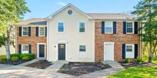 2 Bedroom Condo For Rent Near Post! Gallery 1