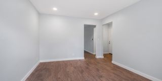 Modernized 3 Bedroom Home Near Mueller ~ Huge Backyard & Deck Gallery 4
