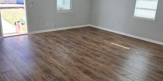 3674 Biltmore Avenue Gallery 40