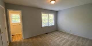 4036 Greenleaf Street Gallery 14