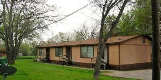 207 E Elm Street Gallery 1