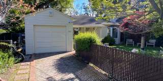 Charming Menlo Park Home with Private Backyard & Beautiful Oak Tree Gallery 1