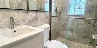 1900 Tigertail Ave Gallery 12