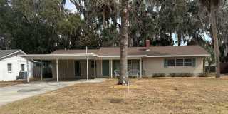 3 Bedroom 2 Bath in Leesburg - Loves Point Gallery 1