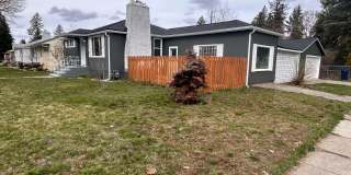 Beautiful 3 Bed, 2 Bath House Near Manito Park on South Hill! Beautiful 3 Bed, 2 Bath House Near Manito Park on South Hill! Gallery 31