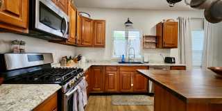 4 bed 2.5 bath House | East Rochester | First Floor Laundry Hookups | Front and back covered porch Gallery 11