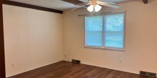 Updated 3 bedroom home near Bass Pro Gallery 6
