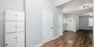 997 Oakwood Avenue Gallery 17