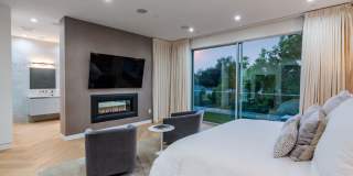 721 N Vista St Gallery 45