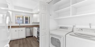 Stunning Updated 2BD/2BA Condo in Signal Hill AVAILABLE FOR IMMEDIATE MOVE IN Gallery 24