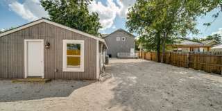 811 W Kings Gallery 38