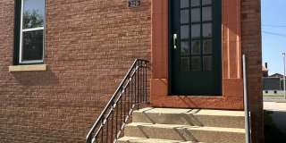 329 E Broadway, Apt 2 Gallery 1