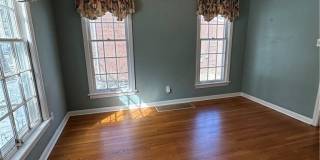 1579 Laclede Road Gallery 2