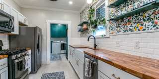 BEAUTIFUL 3-BEDROOM HOME IN LOS ANGELES HEIGHTS Gallery 14