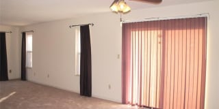 1420 ROYAL OAK Court Gallery 4