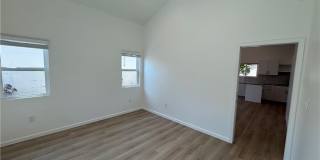 5032 Serrania Avenue Gallery 15