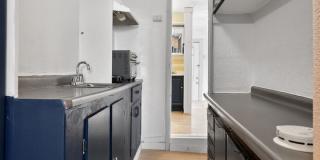 Charming 1BR Duplex in Colorado Springs Gallery 10