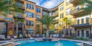35 Folly Apartments Gallery 24