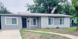 4535 Lark Gallery 2