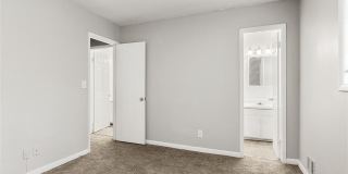 Pinewood Townhomes Gallery 28