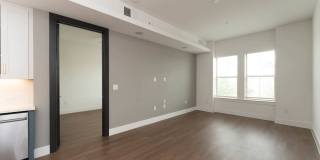 The Louise - Apartments & Townhomes Gallery 14