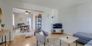 Cozy 1 Bedroom Bungalow!! Gallery 8