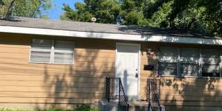 Two Bed One Bath Home Available Now Gallery 1