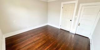 NEWLY RENOVATED PENTHOUSE UNIT Gallery 12