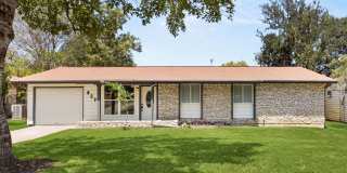 807 BOULDER DR Gallery 1