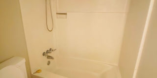 3 bed/1.5 bath townhome right off of I-49 Gallery 9