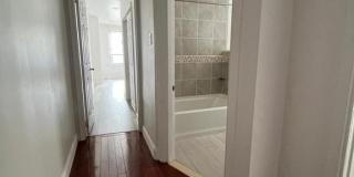 2430 CARPENTER STREET Gallery 20