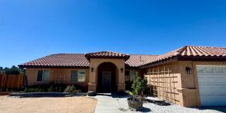 Beautiful 3 bedroom Home on over .5 Acre lot Beautiful 3 bedroom Home on over .5 Acre lot Gallery 1