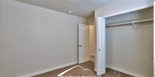 427 1st Ave N, 102 Gallery 12