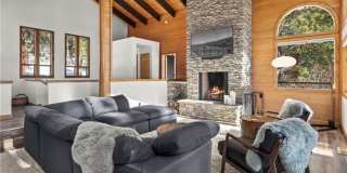 Mountain Modern Retreat- Seasonal Availability Mountain Modern Retreat- Seasonal Availability Gallery 10