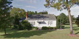 2-bedroom, 1-bath partially furnished home Gallery 1